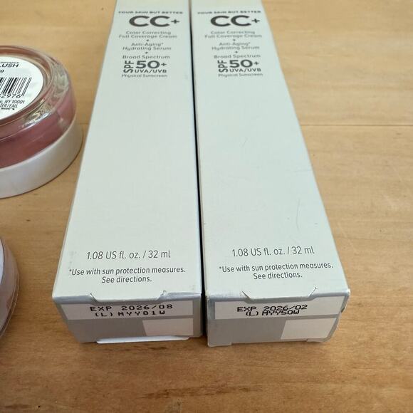 It Cosmetics Bundle CC+ color correcting cream with two colors of Sun Blush - Picture 4 of 4